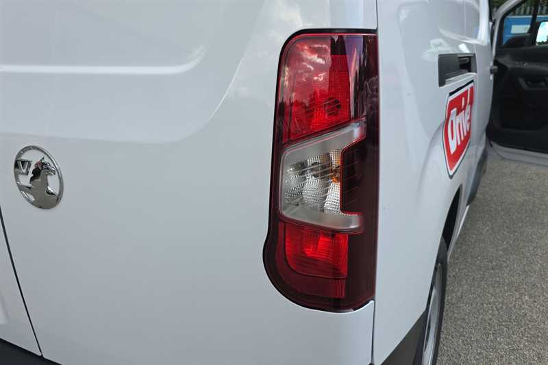 Used Vauxhall Combo 2024 for sale - 76517482: Photo 32