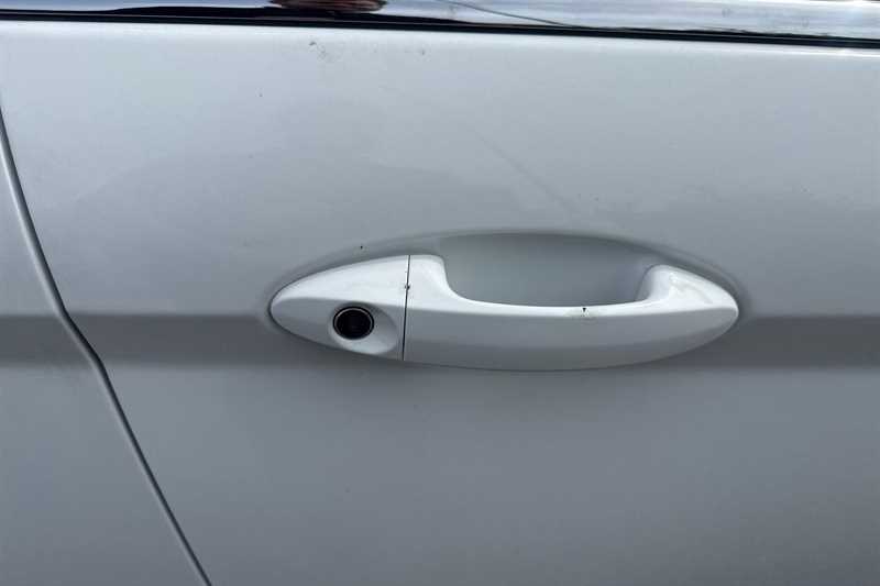 Used Ford Fiesta 2015 for sale - 78208387: Photo 33