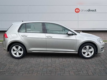 Used Volkswagen Golf 2017 for sale - 78339106: Photo