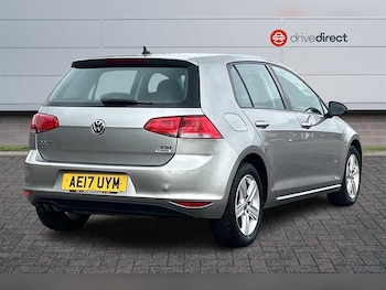 Used Volkswagen Golf 2017 for sale - 78339106: Photo