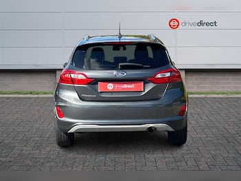 Used Ford Fiesta 2018 for sale - 79701720: Photo