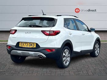 Used Kia Stonic 2023 for sale - 79682523: Photo
