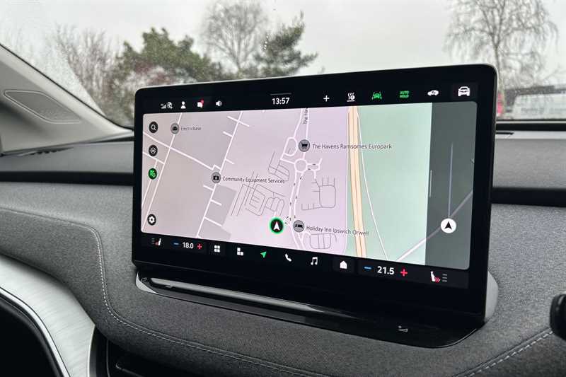 Used Skoda Enyaq 2025 for sale - 78174277: Photo 18