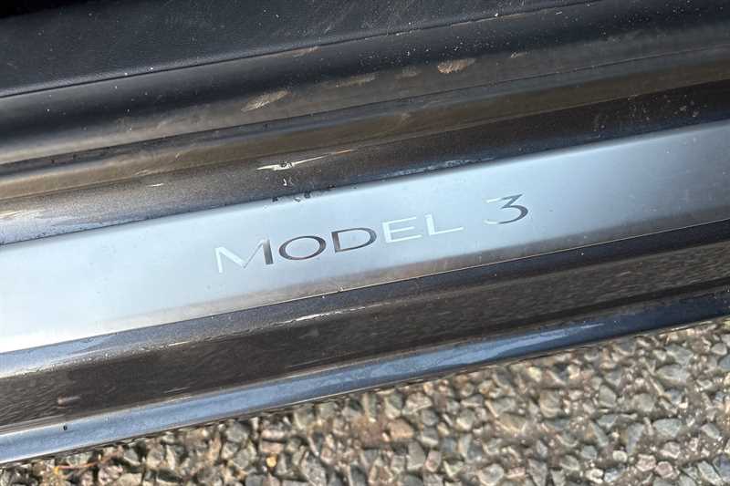 Used Tesla Model 3 2020 for sale - 77416527: Photo 30