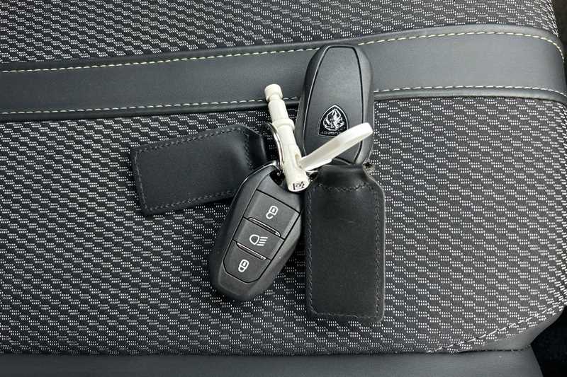 Used Peugeot 2008 2023 for sale - 78208721: Photo 36