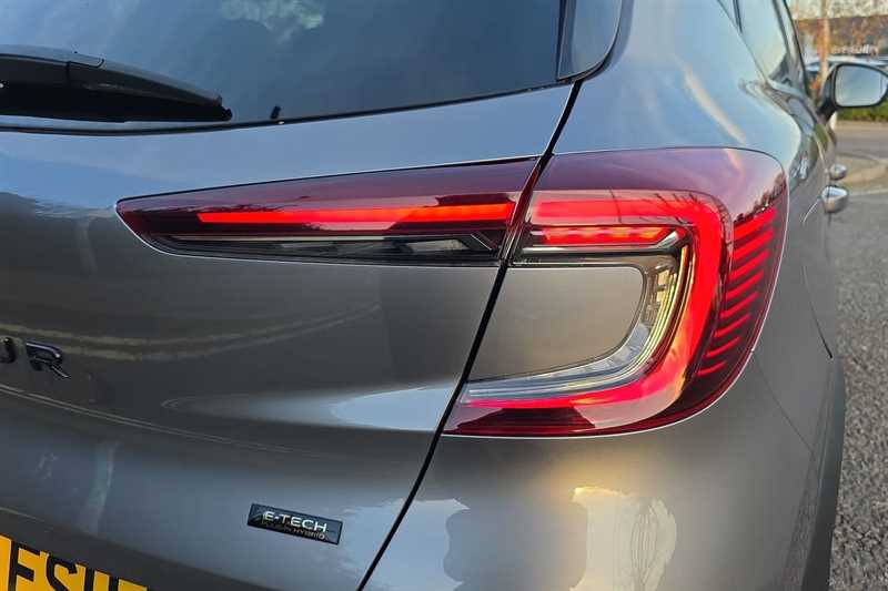 Used Renault Captur 2023 for sale - 76877273: Photo 32