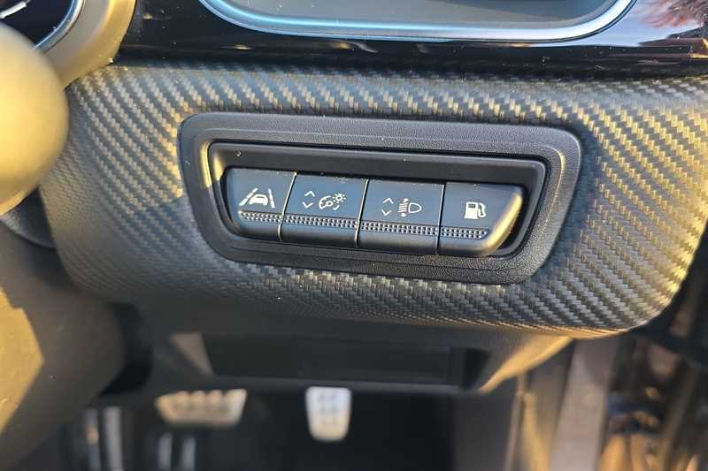 Used Renault Captur 2023 for sale - 76877273: Photo 38