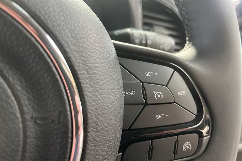 Used Jeep Renegade 2021 for sale - 76930447: Photo 22