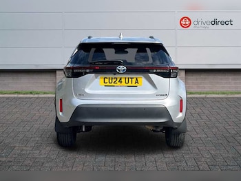 Used Toyota Yaris Cross 2024 for sale - 76876948: Photo