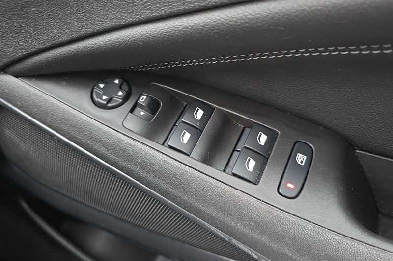 Used Vauxhall Crossland 2021 for sale - 76075582: Photo 16