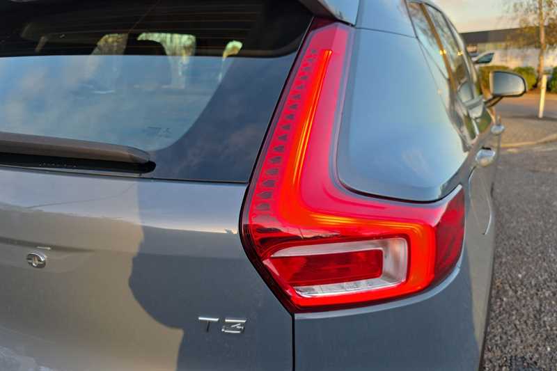 Used Volvo XC40 2020 for sale - 76944907: Photo 32