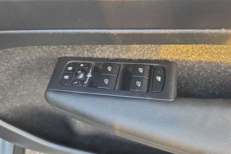 Used Volvo XC40 2020 for sale - 77296045: Photo 16