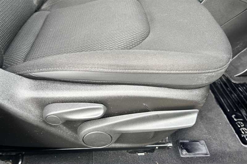 Used Jeep Renegade 2021 for sale - 78120321: Photo 26