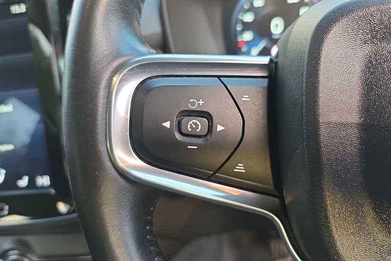 Used Volvo XC40 2020 for sale - 76844393: Photo 21