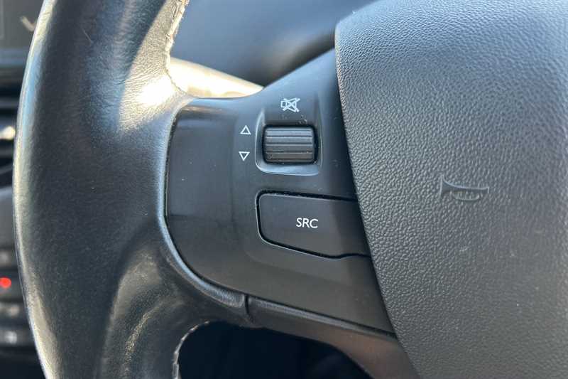 Used Peugeot 2008 2017 for sale - 78051236: Photo 21