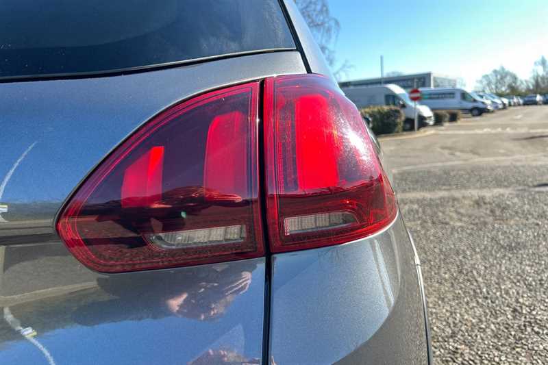 Used Peugeot 2008 2017 for sale - 78051236: Photo 32