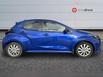 Used Toyota Yaris 2023 for sale - 77930099: Photo