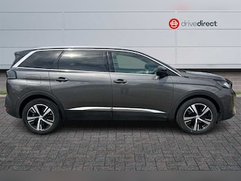 Used Peugeot 5008 2023 for sale - 79487991: Photo