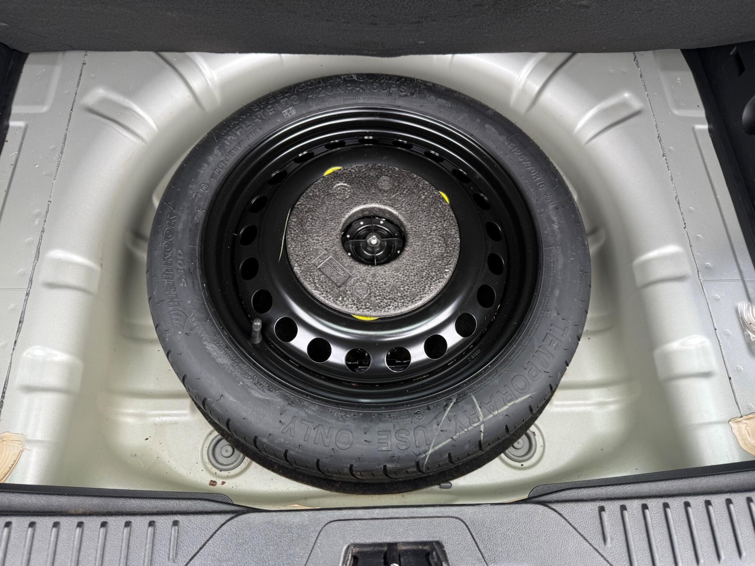 Used Ford Focus for sale - 77768355: Photo 28