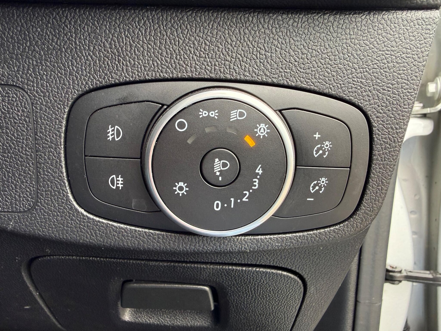 Used Ford Focus for sale - 77768355: Photo 32