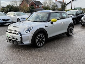 Used MINI Hatch 2021 for sale - 77177796: Photo
