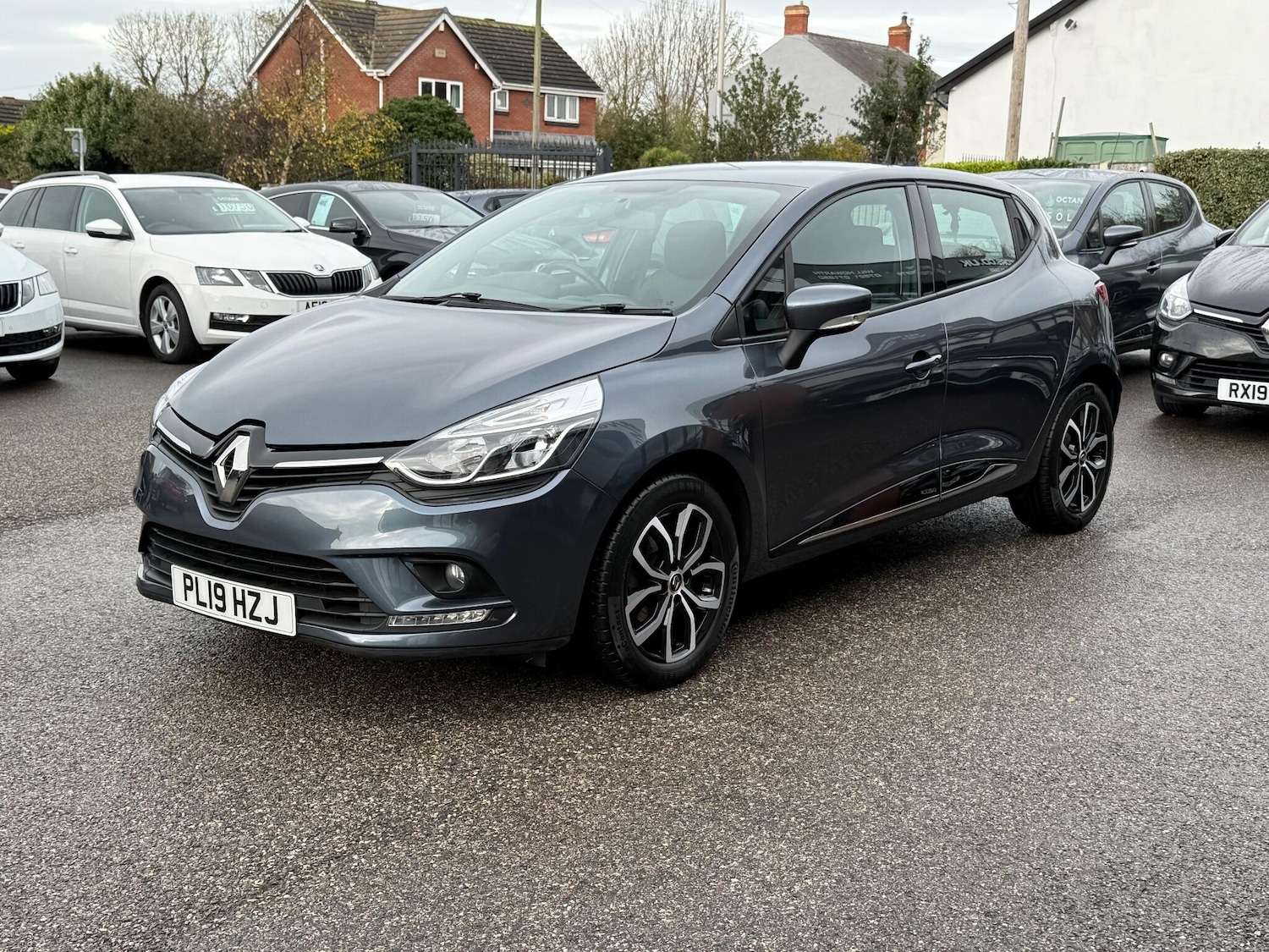 Used Renault Clio 2025 for sale - 77177803: Photo 3