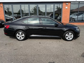 Used Skoda Superb 2019 for sale - 79681158: Photo