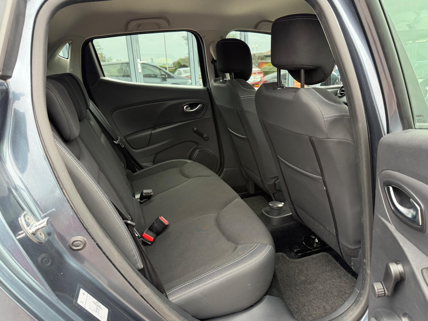 Used Renault Clio for sale - 77924993: Photo 11