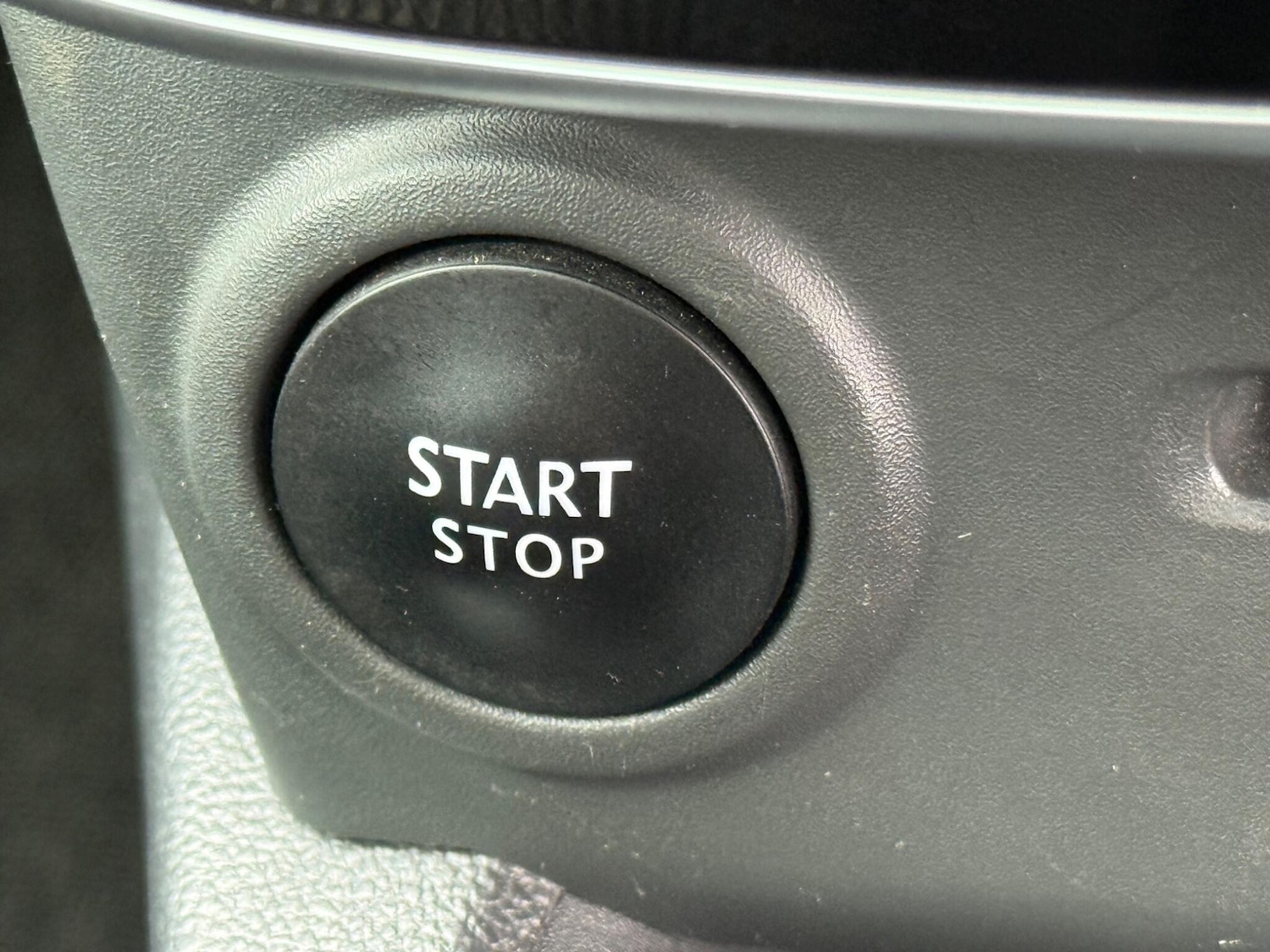 Used Renault Clio for sale - 77924993: Photo 38