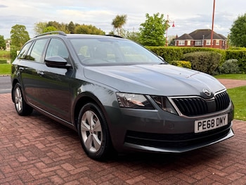 Used Skoda Octavia 2019 for sale - 78729534: Photo