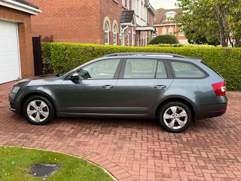 Used Skoda Octavia 2019 for sale - 78729534: Photo