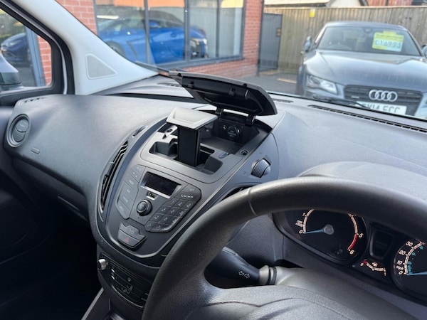 Used Ford Transit Courier 2021 for sale - 75635250: Photo 28