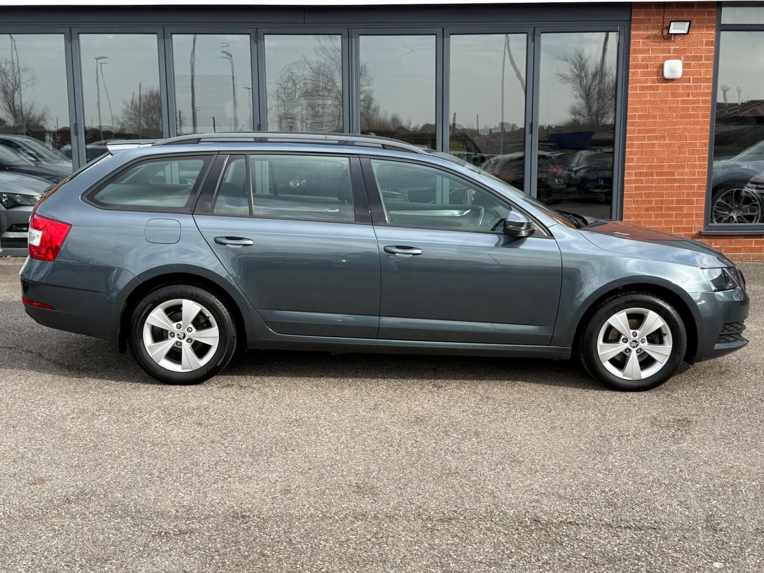 Used Skoda Octavia for sale - 77768453: Photo 8