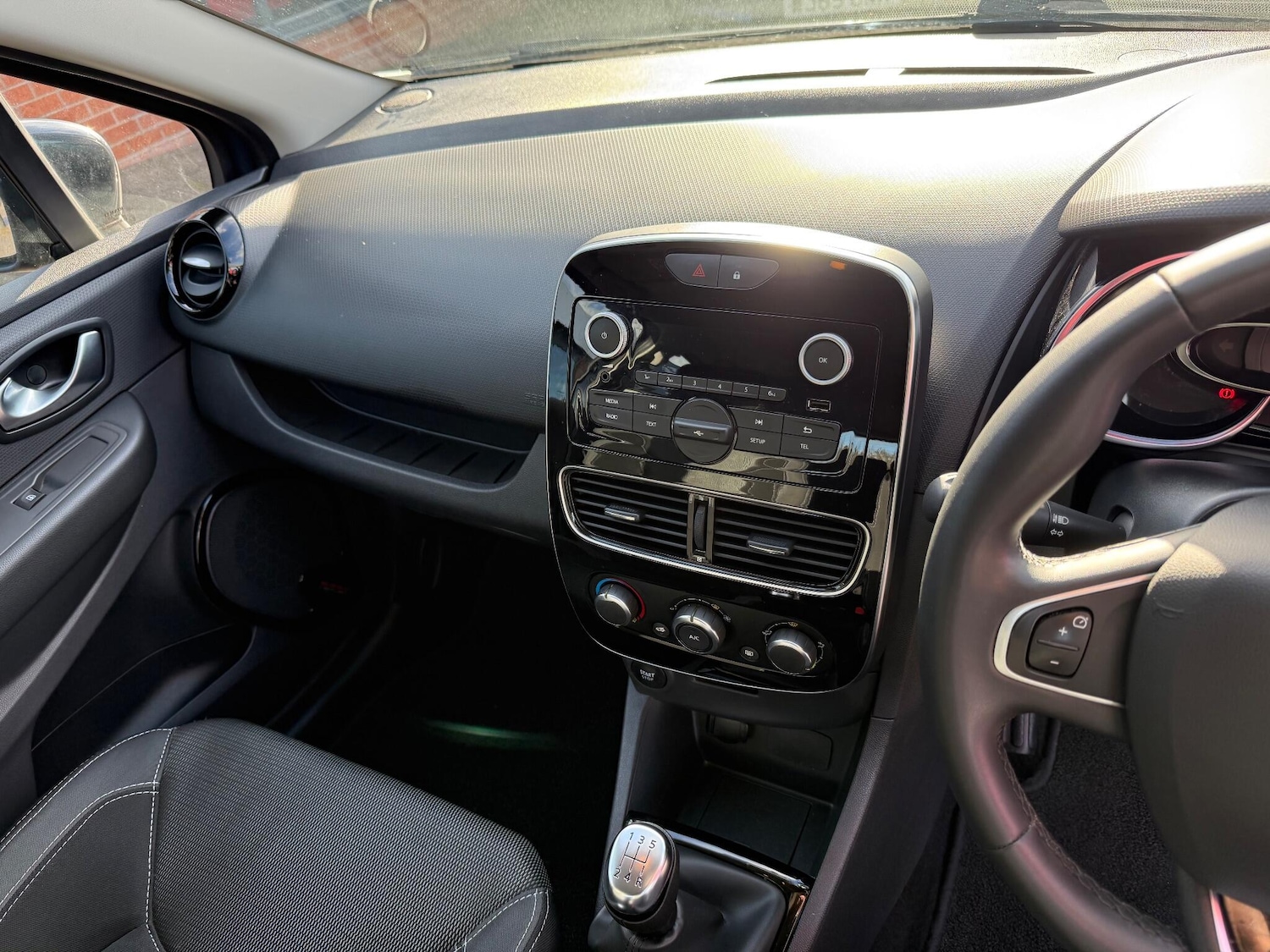 Used Renault Clio 2025 for sale - 77177797: Photo 28