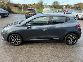 Used Renault Clio 2025 for sale - 77177797: Photo