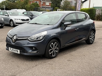 Used Renault Clio 2019 for sale - 75949939: Photo