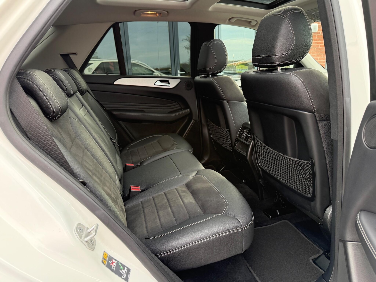 Used Mercedes-Benz M-Class 2015 for sale - 76137387: Photo 14