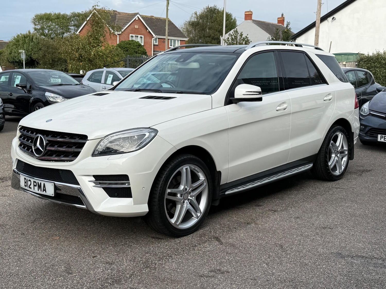 Used Mercedes-Benz M-Class 2015 for sale - 76137387: Photo 3