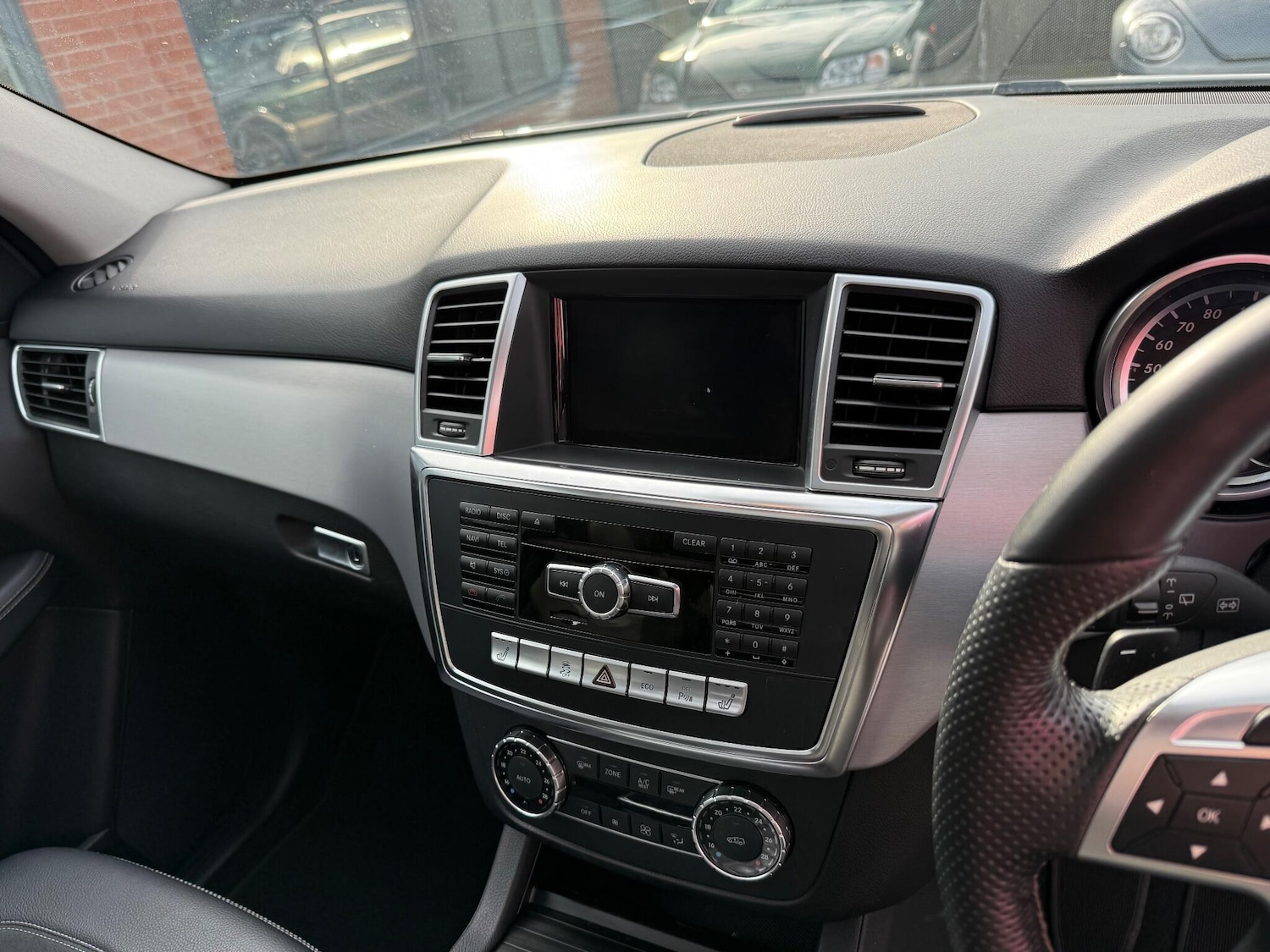 Used Mercedes-Benz M-Class 2015 for sale - 76137387: Photo 42