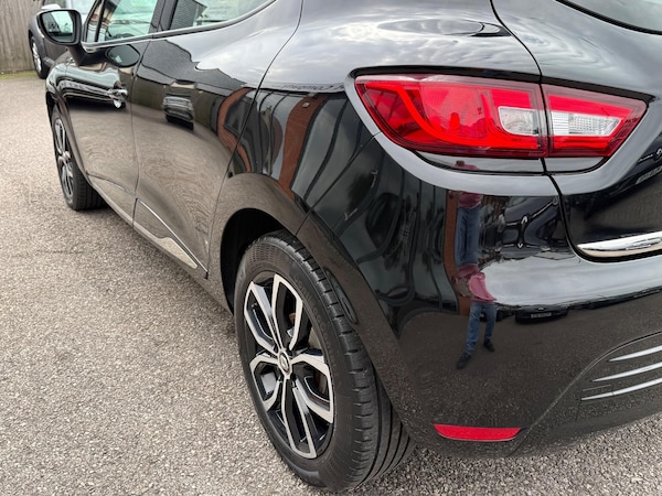 Used Renault Clio for sale - 76158682: Photo 25