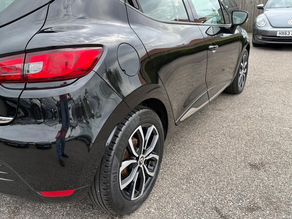 Used Renault Clio for sale - 76158682: Photo 26
