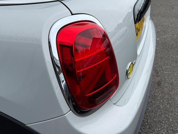 Used MINI Electric Hatch 2021 for sale - 75634210: Photo 21
