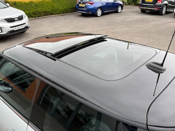 Used MINI Electric Hatch 2021 for sale - 75634210: Photo 23