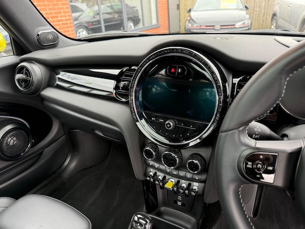 Used MINI Electric Hatch 2021 for sale - 75634210: Photo 29