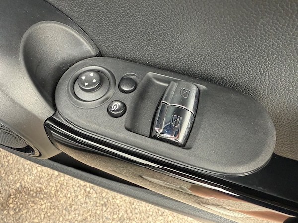 Used MINI Electric Hatch 2021 for sale - 75634210: Photo 35