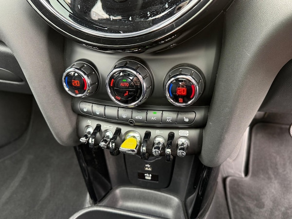 Used MINI Electric Hatch 2021 for sale - 75634210: Photo 44