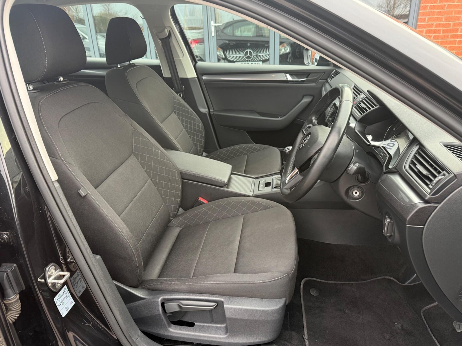 Used Skoda Superb 2026 for sale - 77753868: Photo 9