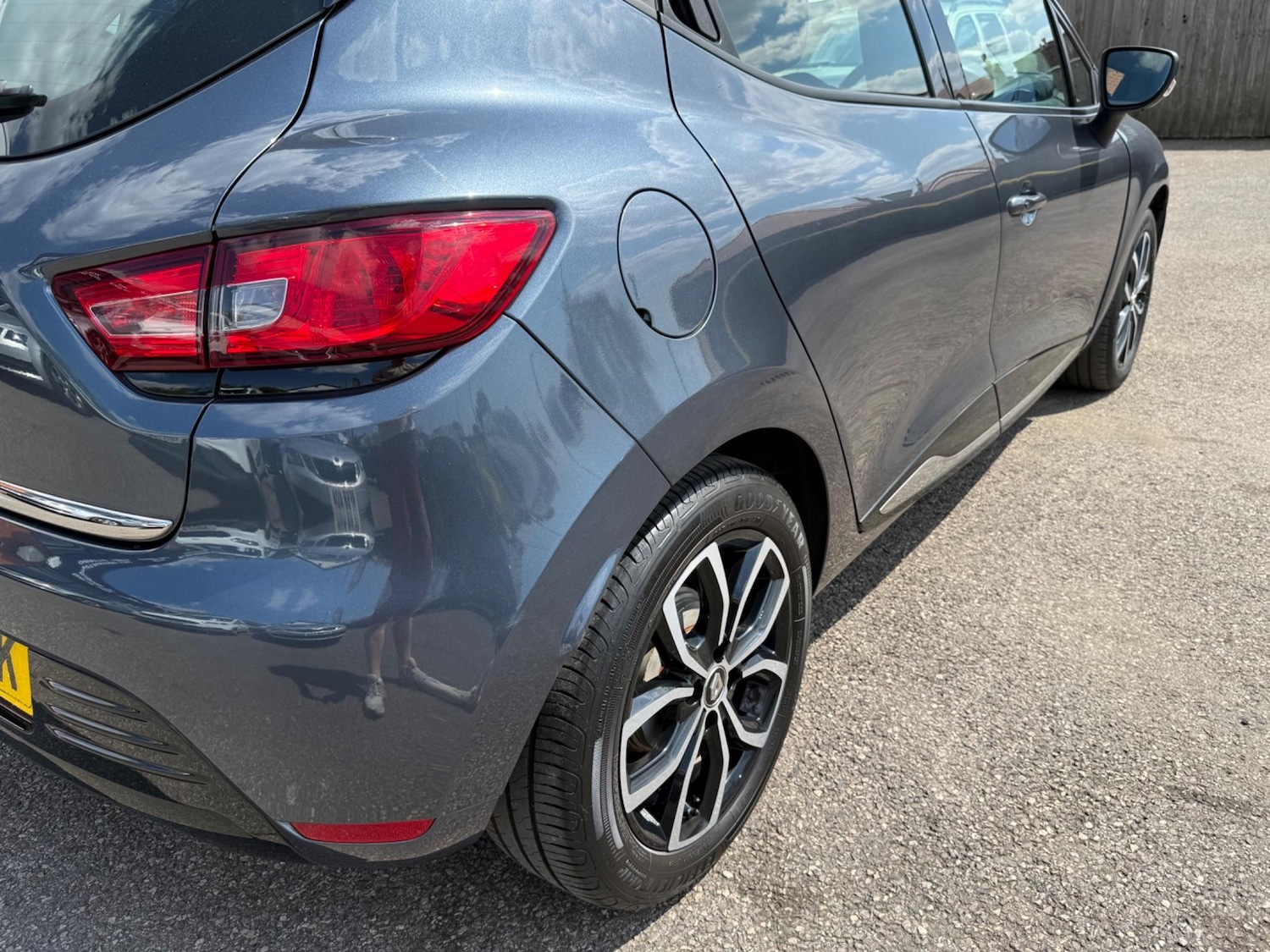 Used Renault Clio for sale - 77177804: Photo 26