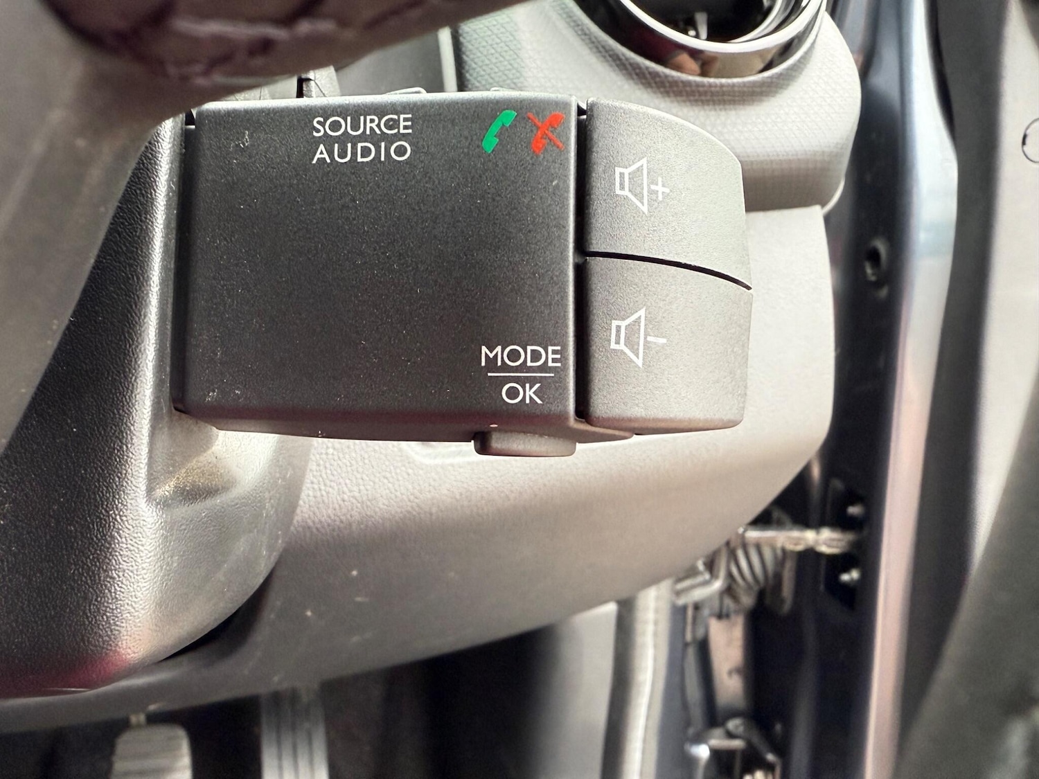 Used Renault Clio 2025 for sale - 77177798: Photo 34