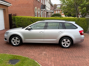 Used Skoda Octavia 2019 for sale - 78684312: Photo